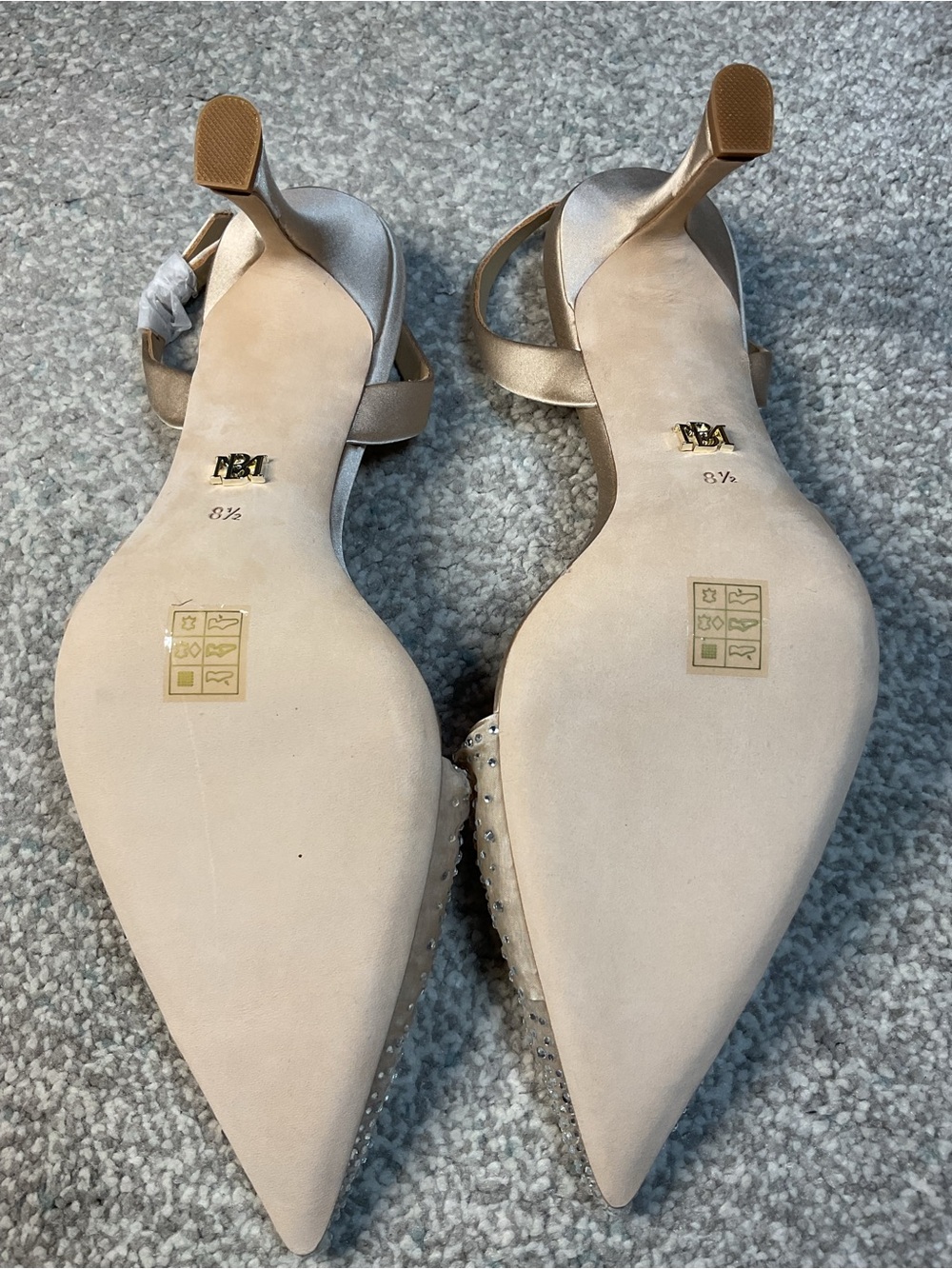 Badgley Mischka Brenna Embellished Slingback Pumps Nude Satin - Size 8.5 NIB - Picture 10 of 16